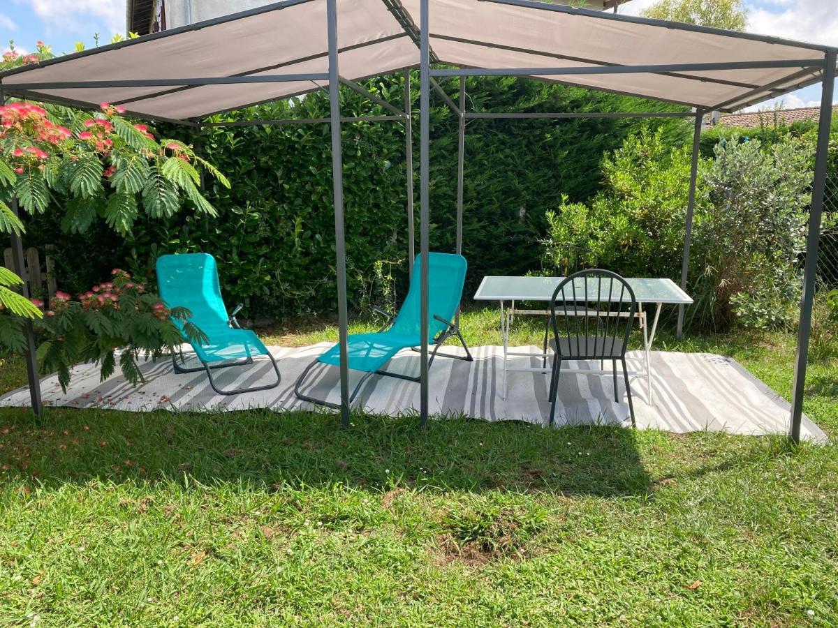 Appartement 2/3 Personnes A 10 Minutes De Contis Plage Saint-Julien-en-Born Exteriör bild