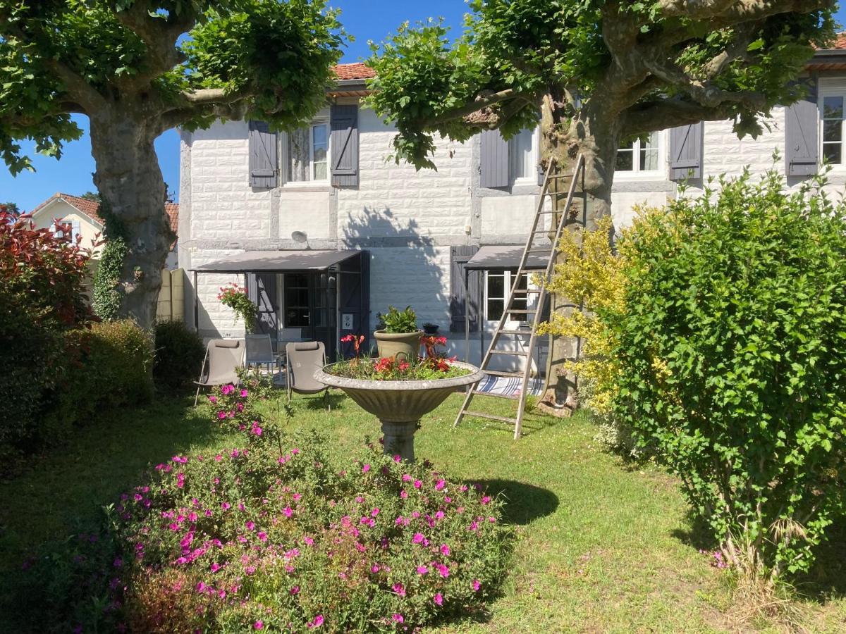 Appartement 2/3 Personnes A 10 Minutes De Contis Plage Saint-Julien-en-Born Exteriör bild